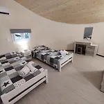 Nikitas Maisonette