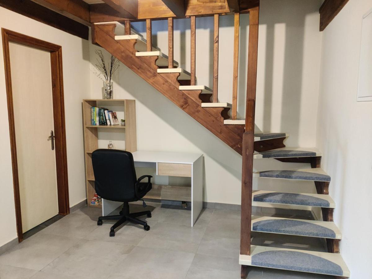 Nikitas Maisonette Apartment *